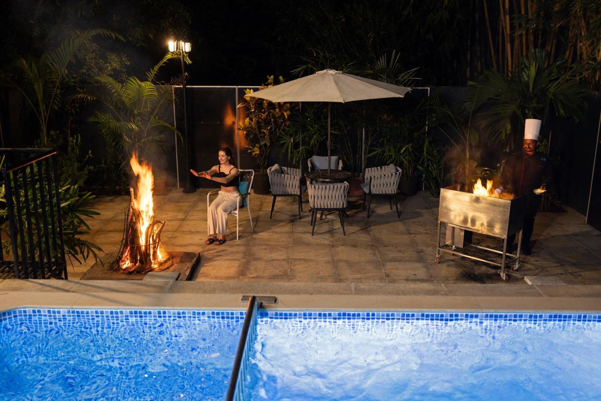 Casa Rio Resorts Athirappilly Exterior foto